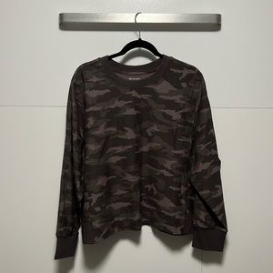 Athleta Crewneck size 2X